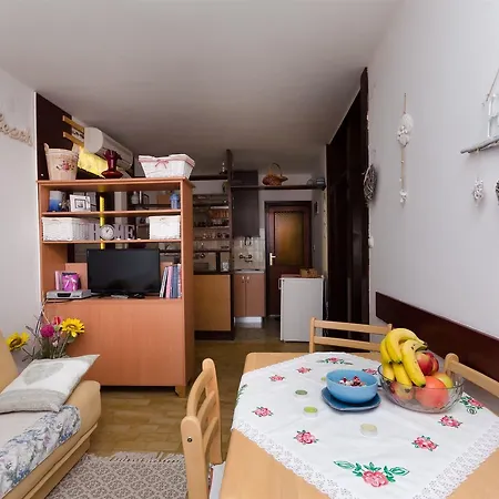 Apartments Branka Punat Exterior photo